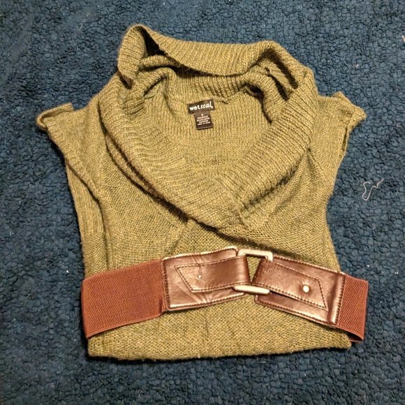 Short Sleeve Sweater Tunic - Picture 10 of 11